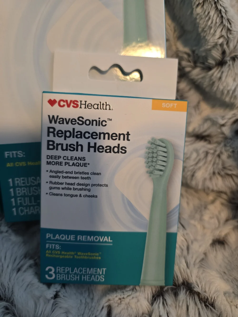 WaveSonic Rechargeable Toothbrush Lot Of 2 With 2 Packs Of Replacement Brush NWT